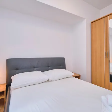 Apartment M6 Seget Vranjica